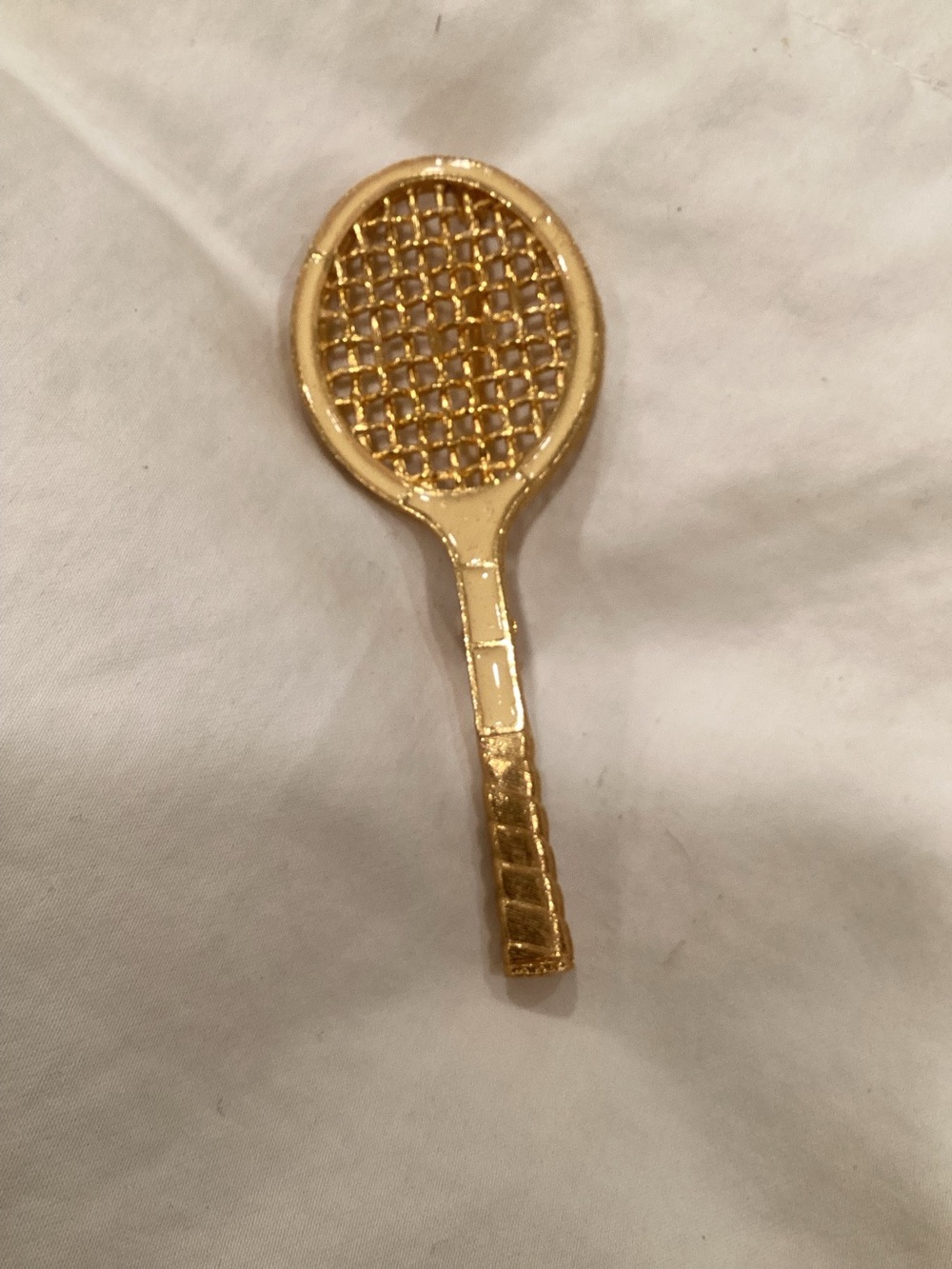 VTG  Tennis Racket Pin/Broach 3” goldtone